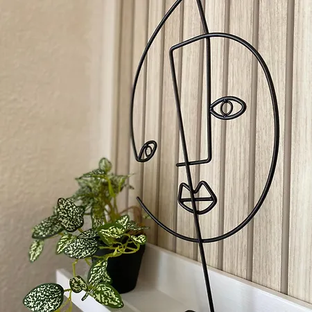Le Neroli Du Quartier Venoix Daire *